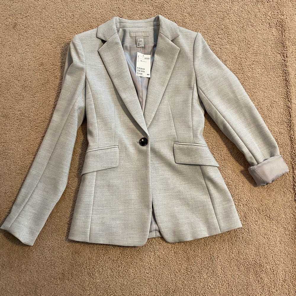 Elegant Gray Women's Blazer